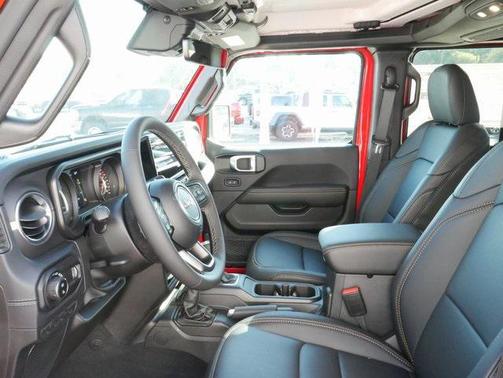 2025 Jeep Gladiator High Tide