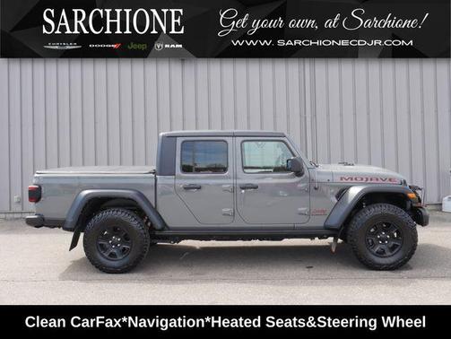 Sting-Gray Clearcoat 2021 Jeep Gladiator Mojave 4x4