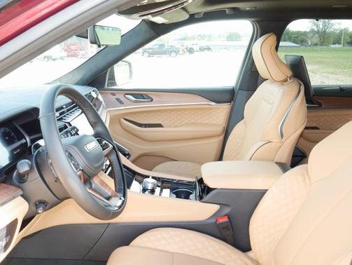 2025 Jeep Grand Cherokee L Summit Reserve