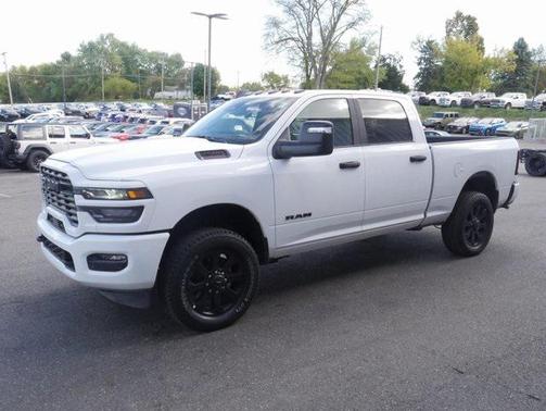 2025 RAM 2500 Big Horn Crew Cab 4x4 6'4' Box