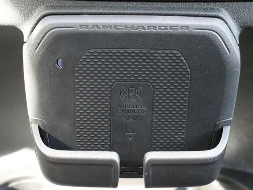 Bright White Clearcoat 2026 RAM ProMaster 1500 Low Roof