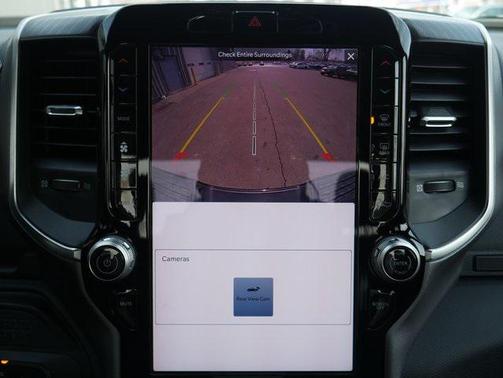 2025 RAM 2500 Big Horn Crew Cab 4x4 6'4' Box