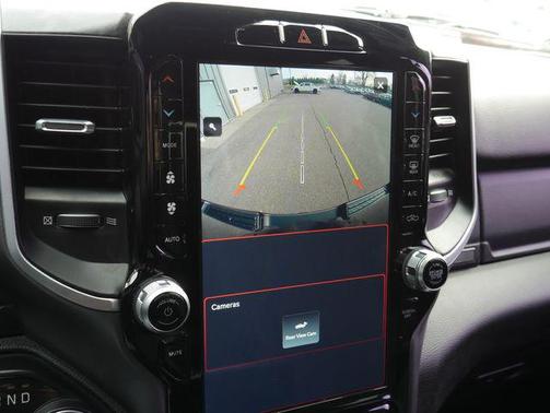 Granite Crystal Metallic Clearcoat 2022 RAM 1500 Big Horn/Lone Star