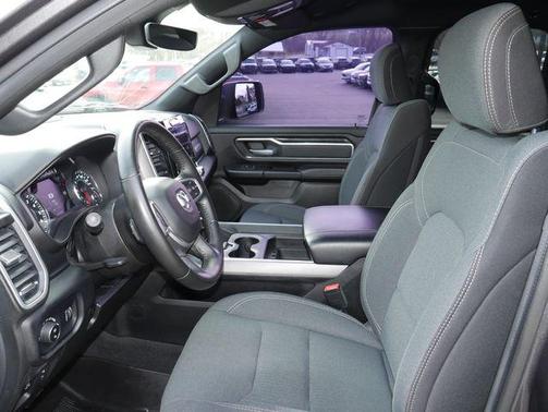 Granite Crystal Metallic Clearcoat 2022 RAM 1500 Big Horn/Lone Star