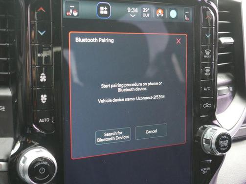 Granite Crystal Metallic Clearcoat 2022 RAM 1500 Big Horn/Lone Star