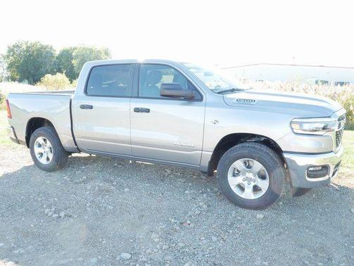 Billet Silver Metallic Clearcoat 2026 RAM 1500 Big Horn/Lone Star