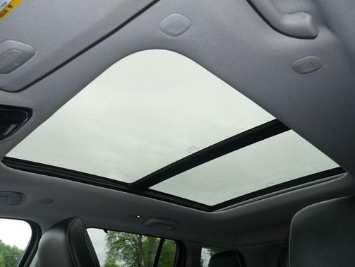 Silver Zynith 2023 Jeep Grand Cherokee 4xe Base
