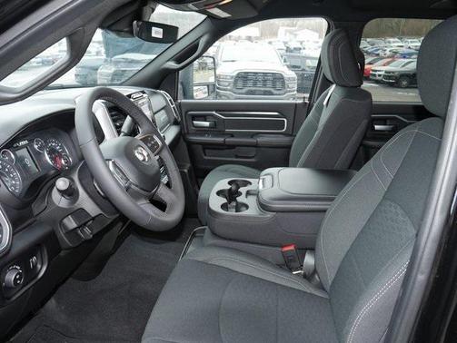 2025 RAM 2500 Big Horn Crew Cab 4x4 6'4' Box