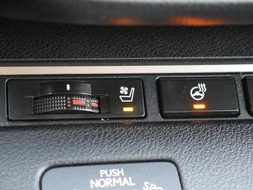 2014 Lexus ES 300h Base