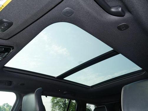 2023 Jeep Grand Cherokee Summit