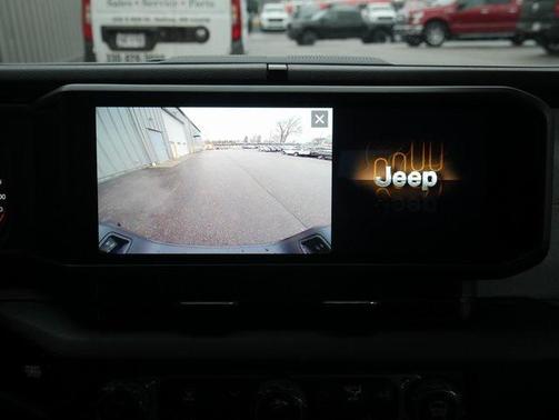 2025 Jeep Gladiator Nighthawk