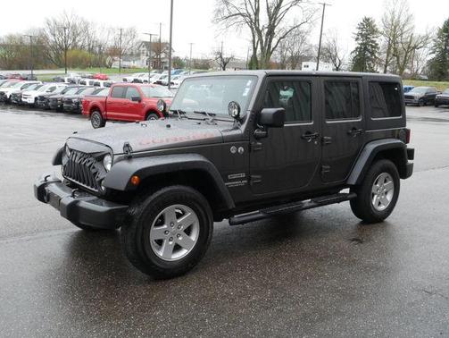 2017 Jeep Wrangler Unlimited Sport