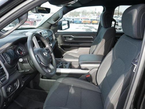 2024 RAM 1500 Big Horn/Lone Star