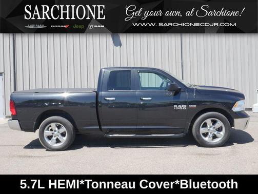 Brilliant Black Crystal Pearlcoat 2016 RAM 1500 Big Horn