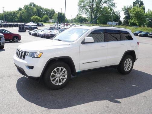 2022 Jeep Grand Cherokee Laredo
