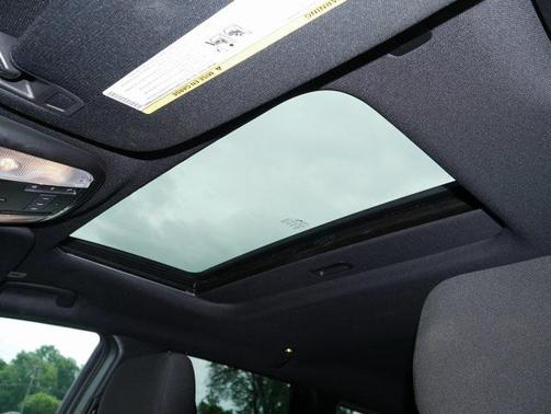 2022 Jeep Grand Cherokee Laredo