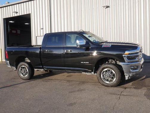 2025 RAM 2500 Laramie Crew Cab 4x4 6'4' Box