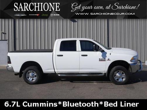 2017 RAM 3500 Tradesman Crew Cab 4x4 6'4' Box
