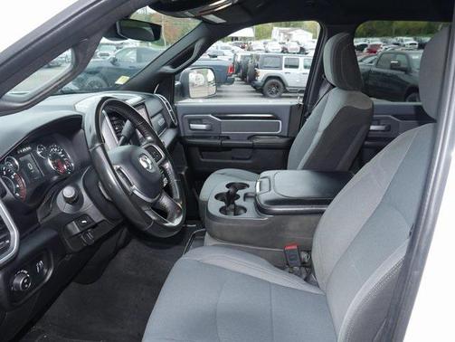 2022 RAM 2500 Big Horn Crew Cab 4x4 6'4' Box