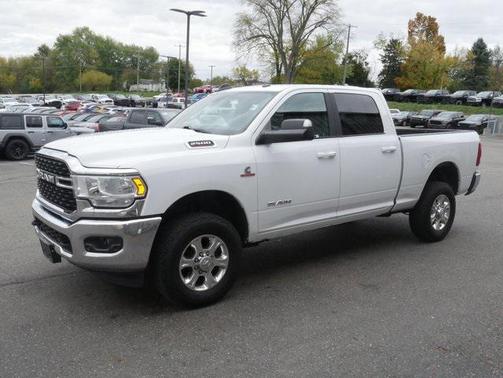 2022 RAM 2500 Big Horn Crew Cab 4x4 6'4' Box