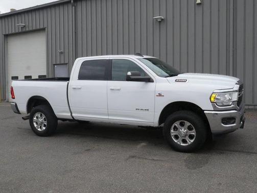 2022 RAM 2500 Big Horn Crew Cab 4x4 6'4' Box