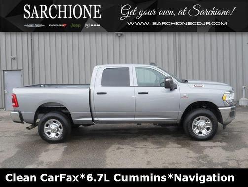 2024 RAM 2500 Tradesman Crew Cab 4x4 6'4' Box