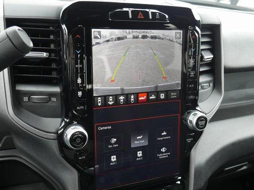 2024 RAM 2500 Tradesman Crew Cab 4x4 6'4' Box