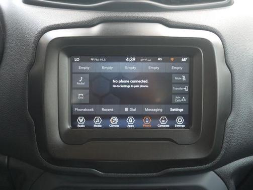 Glacier Metallic Clearcoat 2021 Jeep Renegade Sport