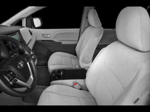 2015 Toyota Sienna LE