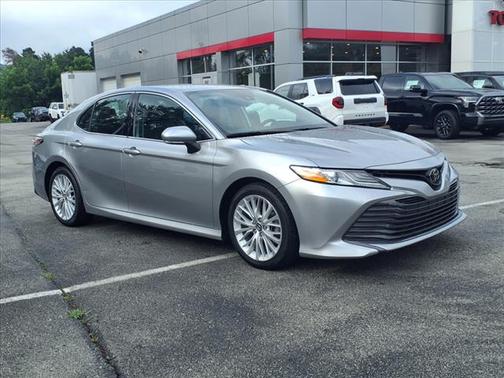 2019 Toyota Camry XLE