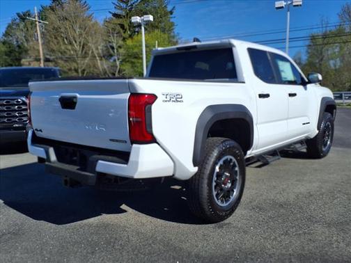 2025 Toyota Tacoma Hybrid TRD Off Road