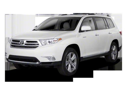2013 Toyota Highlander SE