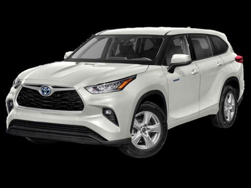 White 2021 Toyota Highlander Hybrid XLE