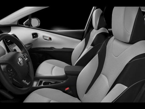 2021 Toyota Prius XLE