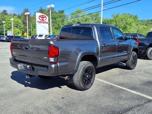 2022 Toyota Tacoma SR5