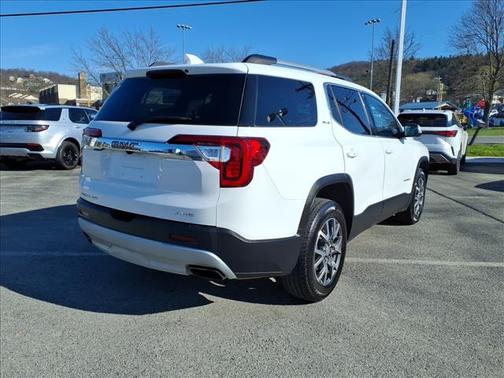 White 2020 GMC Acadia SLE