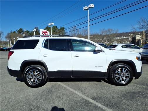 White 2020 GMC Acadia SLE