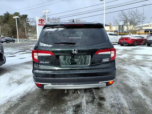 2019 Honda Pilot Touring 8-Passenger
