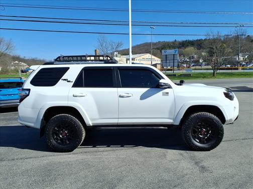 White 2018 Toyota 4Runner TRD Off Road Premium