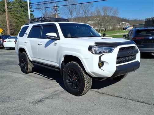 White 2018 Toyota 4Runner TRD Off Road Premium