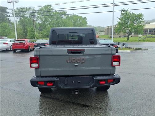 Gray 2023 Jeep Gladiator Rubicon