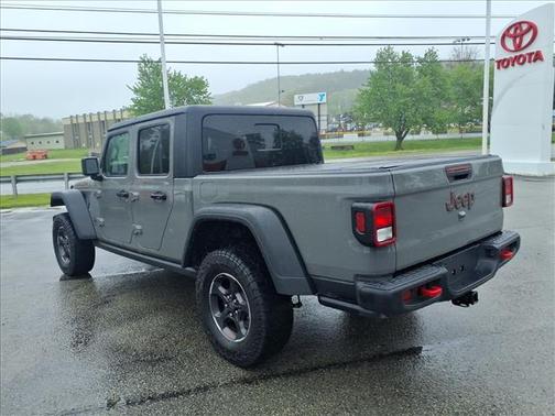 Gray 2023 Jeep Gladiator Rubicon