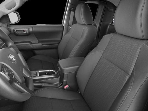 2016 Toyota Tacoma SR