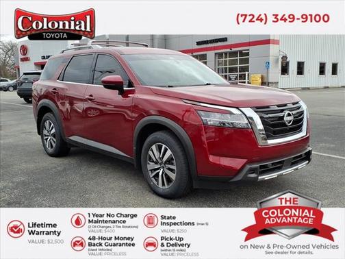 2024 Nissan Pathfinder SL