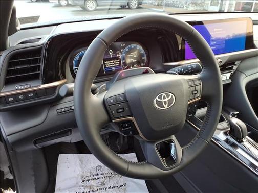 2025 Toyota Crown Signia Limited