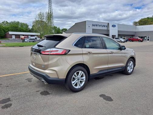 2020 Ford Edge SEL