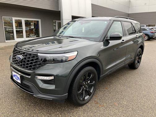 2023 Ford Explorer ST-Line