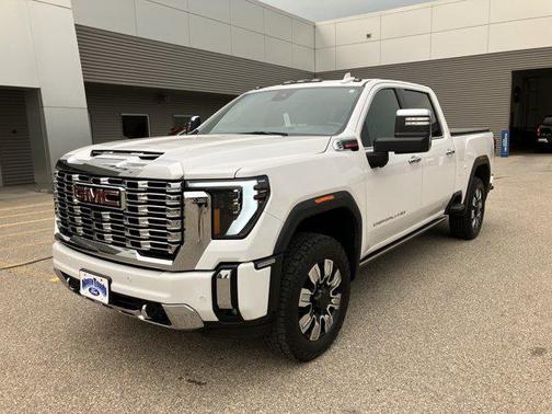 2024 GMC Sierra 2500 Denali