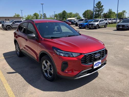Rapid Red Metallic Tinted Clearcoat 2025 Ford Escape ST-Line