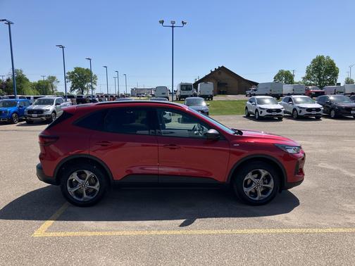 Rapid Red Metallic Tinted Clearcoat 2025 Ford Escape ST-Line
